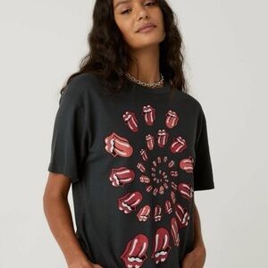 Free People Daydreamer Black Graphic Tee Crew neck Size Medium
